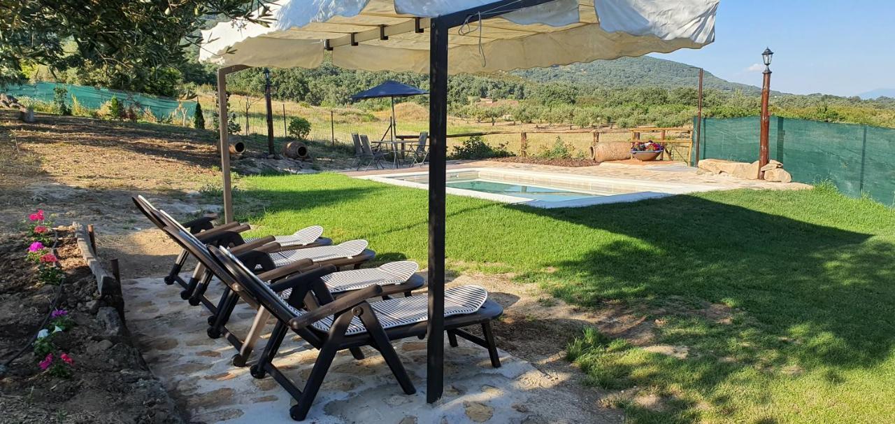 Casa Rural Las Traviesas กันเดเลดา ภายนอก รูปภาพ